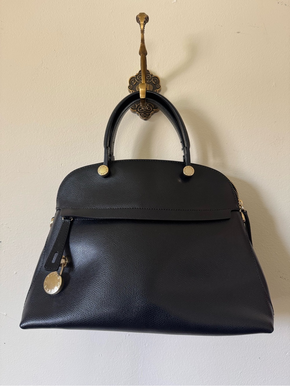 Furla Piper Dome handbag Italian leather Black